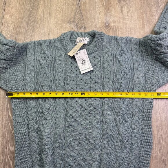 NWT Kerry Traditions Mens Blue Pure New Wool Cable Knit Pullover Sweater Medium - Picture 9 of 12